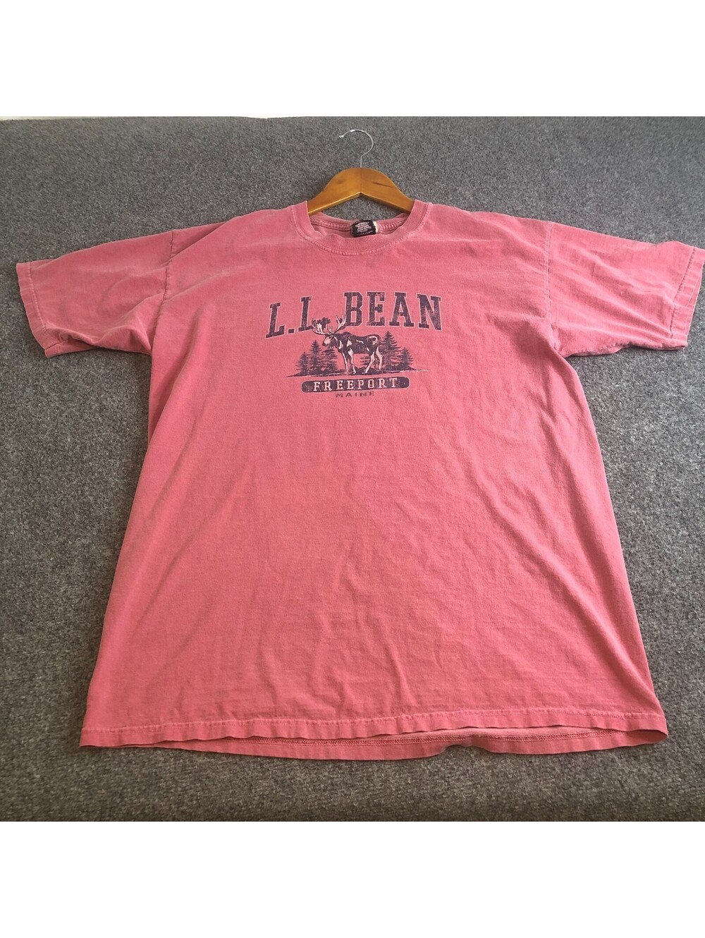 LL Bean Shirt Mens Pink Moose Freeport Maine Distressed Graphic Short Grunge Y2K